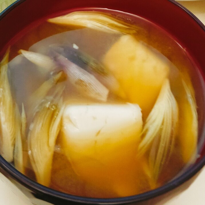 豆腐とみょうがの味噌汁